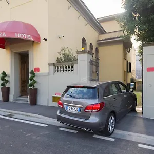 *** Hotel La Fortezza Italië