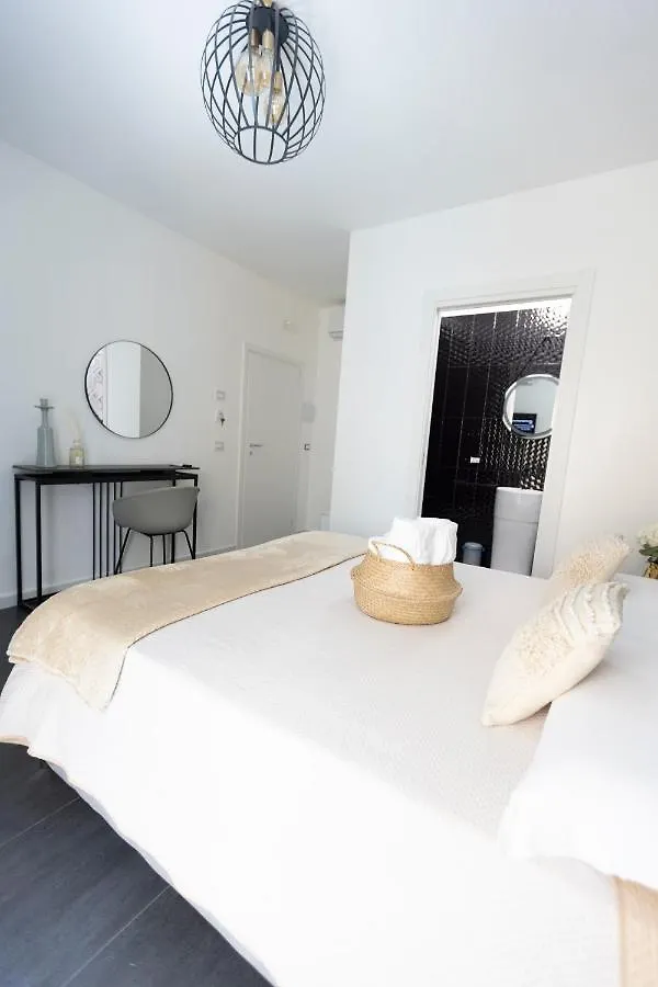 Lena Suite Bari Vecchia