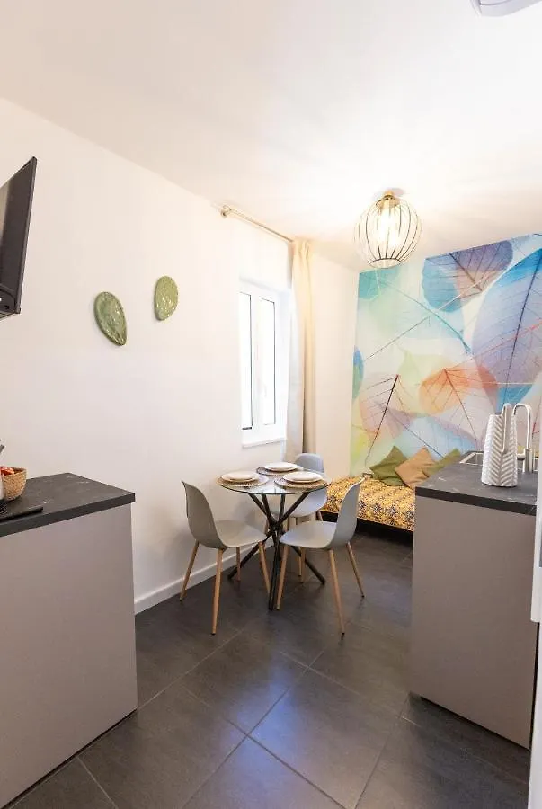 Lena Suite Bari Vecchia