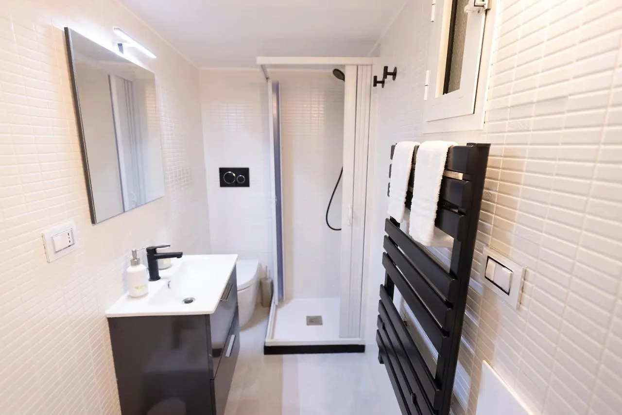 Lena Suite Bari Vecchia 0*,  Italia
